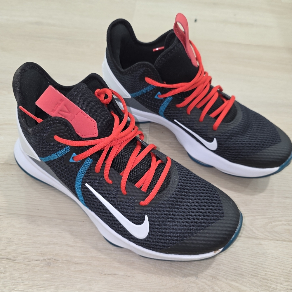 Nike LeBron Witness 4 Black Red Glass Blue Sneakers Size 10.5 Mens Shoes